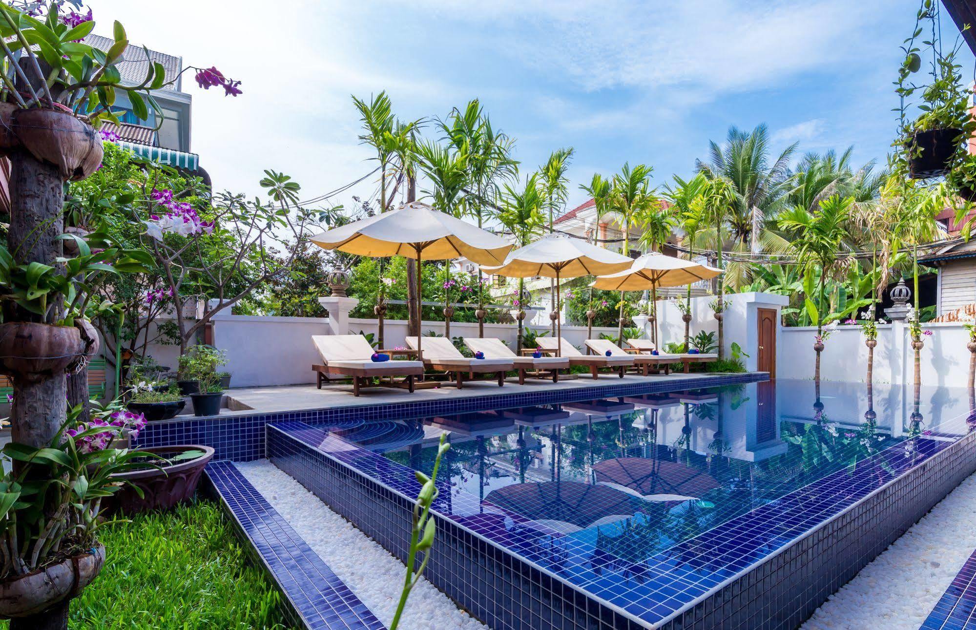 The Unique Angkor Villa Siem Reap Exterior foto